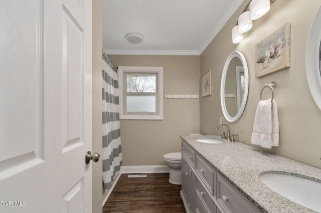 906 Althea Street, Johnson City, TN 37601