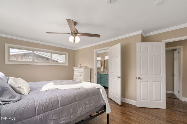 906 Althea Street, Johnson City, TN 37601