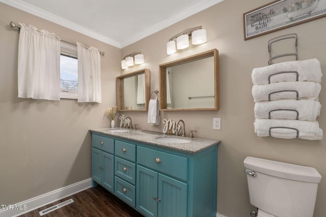 906 Althea Street, Johnson City, TN 37601