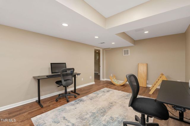 906 Althea Street, Johnson City, TN 37601