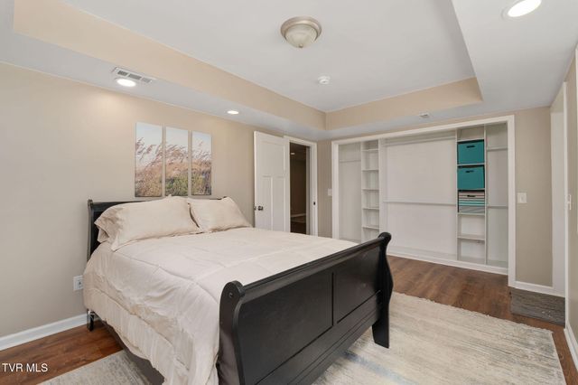 906 Althea Street, Johnson City, TN 37601