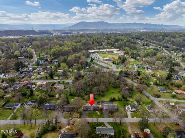 906 Althea Street, Johnson City, TN 37601