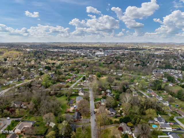 906 Althea Street, Johnson City, TN 37601