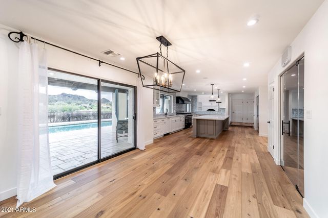 8672 N 64th Place, Paradise Valley, AZ 85253