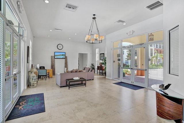 608 SW 3rd Avenue, Pompano Beach, FL 33060