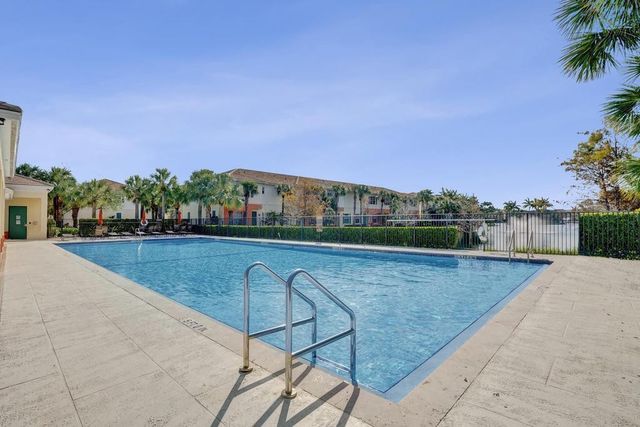 608 SW 3rd Avenue, Pompano Beach, FL 33060