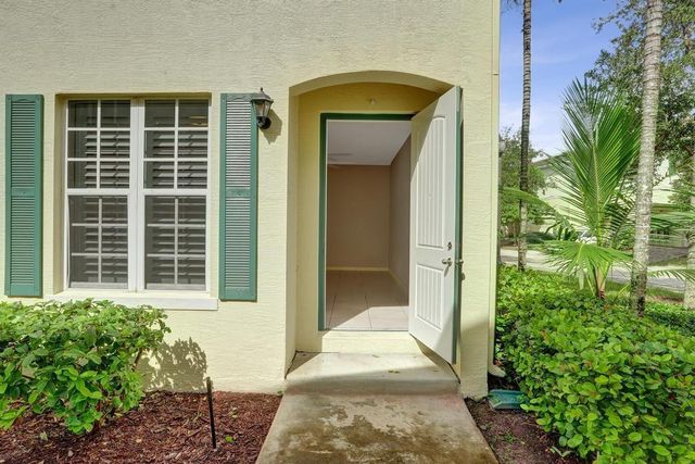 608 SW 3rd Avenue, Pompano Beach, FL 33060