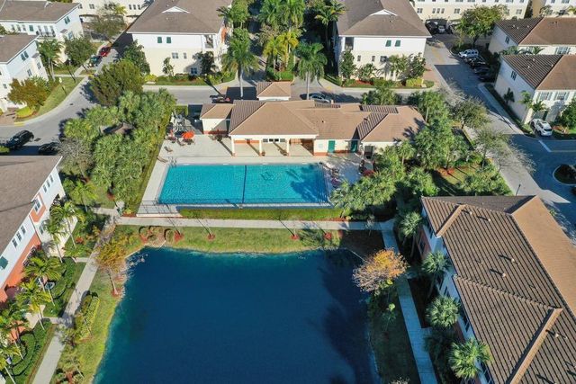 608 SW 3rd Avenue, Pompano Beach, FL 33060