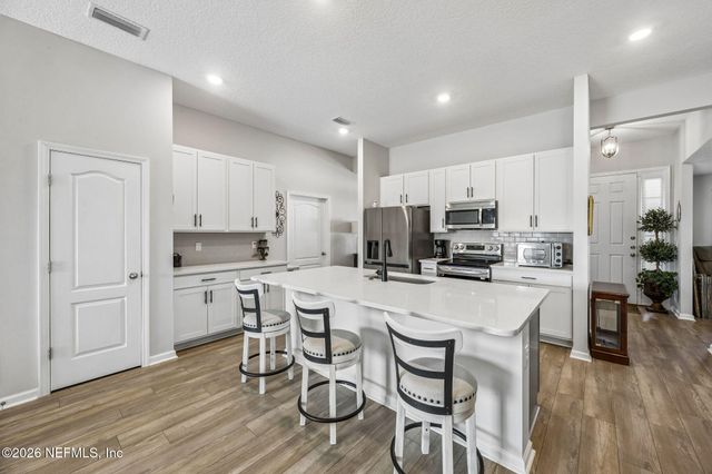 86784 LAZY LAKE Circle, Yulee, FL 32097