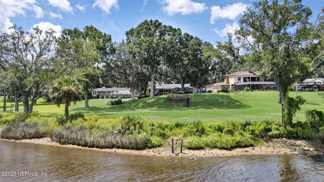 4941 RIVER POINT Road, Jacksonville, FL 32207