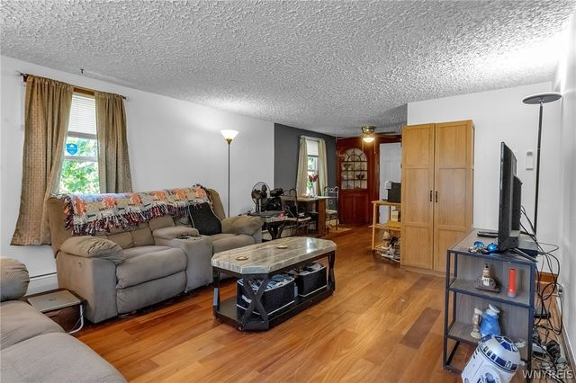 2688 Ferndale Avenue, Hamburg, NY 14075