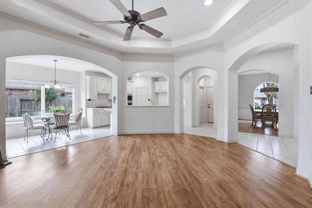 4507 Regal Pine Trail, Houston, TX 77059