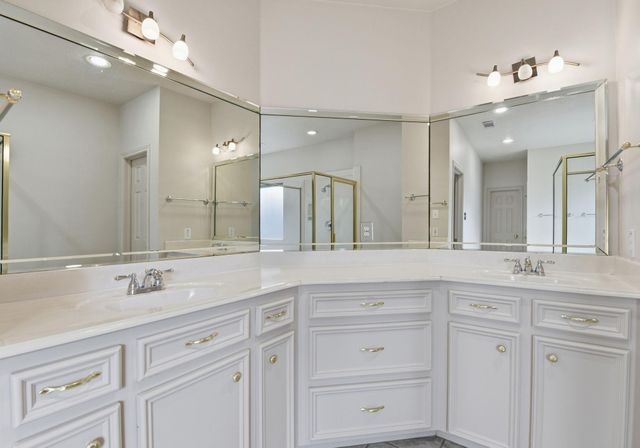 4507 Regal Pine Trail, Houston, TX 77059