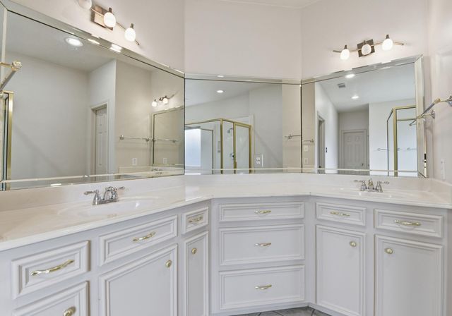 4507 Regal Pine Trail, Houston, TX 77059