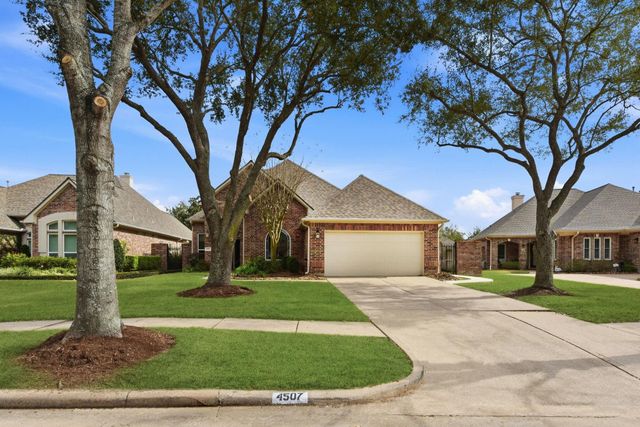 4507 Regal Pine Trail, Houston, TX 77059