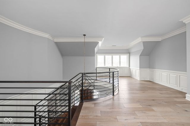 10739 Royal Drive, Carmel, IN 46032