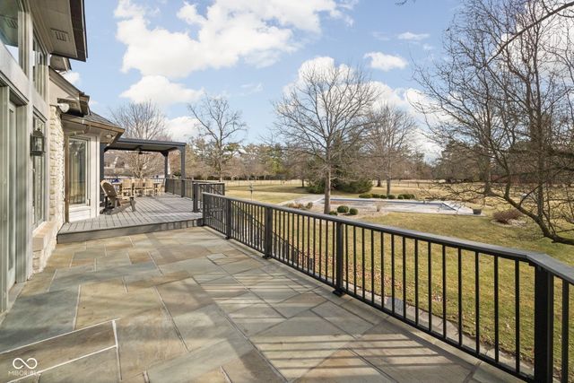 10739 Royal Drive, Carmel, IN 46032