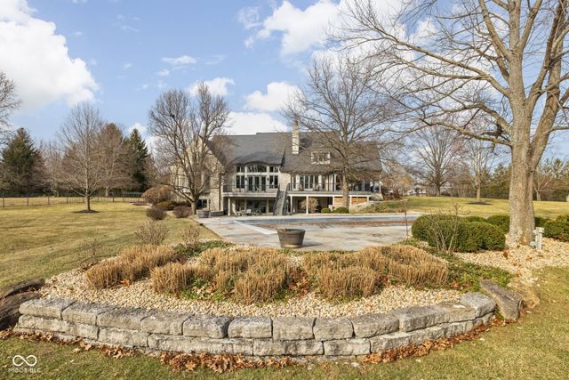 10739 Royal Drive, Carmel, IN 46032
