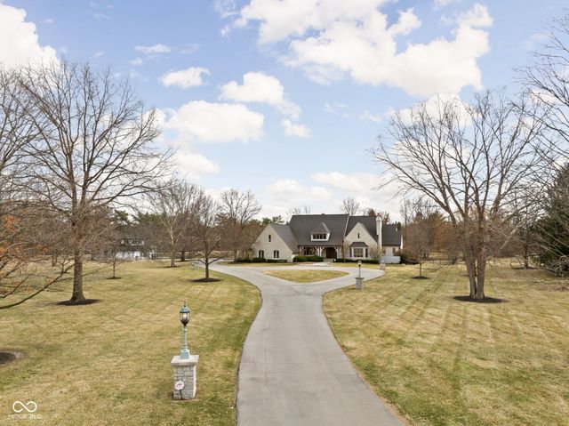 10739 Royal Drive, Carmel, IN 46032
