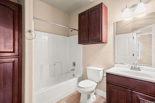 2910 Owasso St, San Antonio, TX 78211