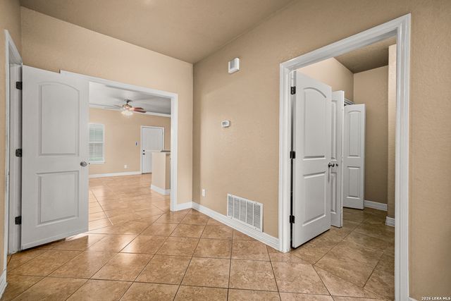 2910 Owasso St, San Antonio, TX 78211