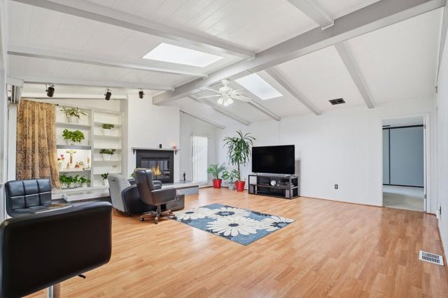 29372 Providence Way 111, Hayward, CA 94544