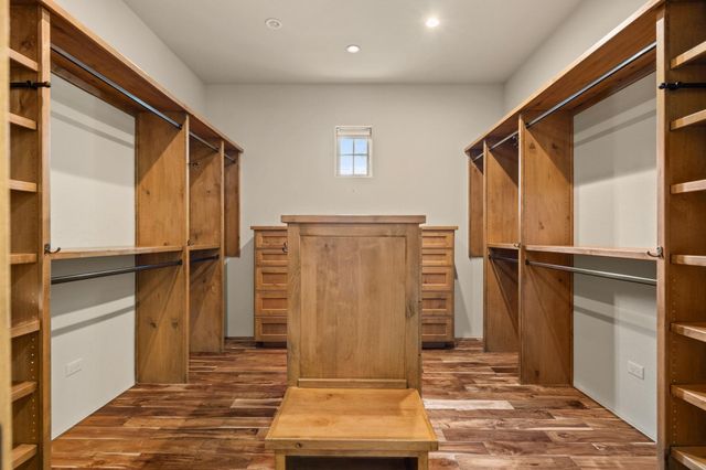 145 La Serena LOOP, Horseshoe Bay, TX 78657