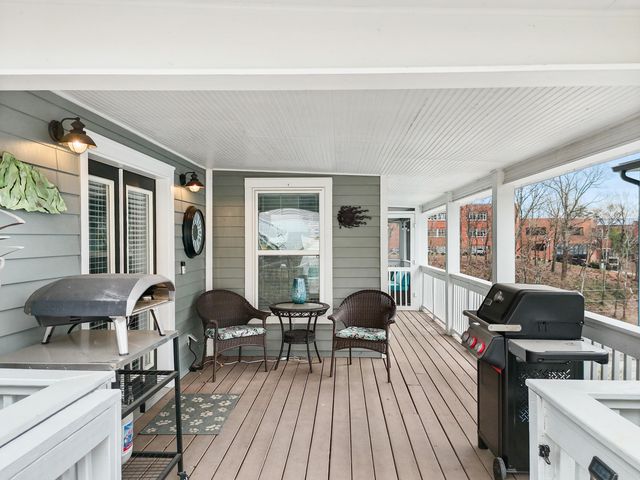 212 Baker Street, Chattanooga, TN 37405