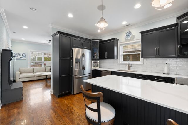 212 Baker Street, Chattanooga, TN 37405