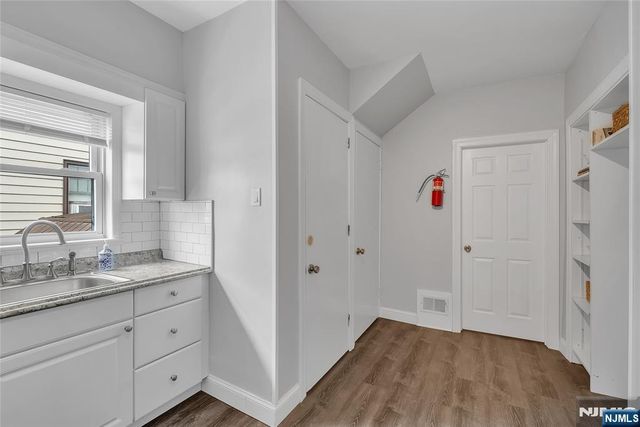 1053 Anderson Avenue, Fort Lee, NJ 07024