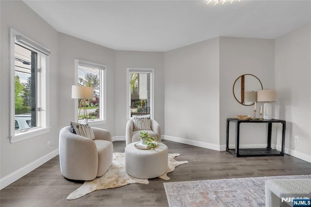 1053 Anderson Avenue, Fort Lee, NJ 07024