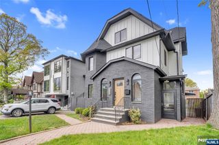 1053 Anderson Avenue, Fort Lee, NJ 07024