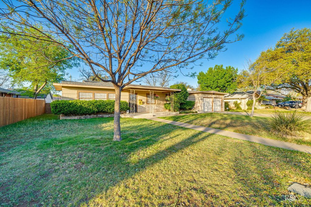 Image 5 of property listing at 2503 Jann Drive, San Angelo, TX 76904