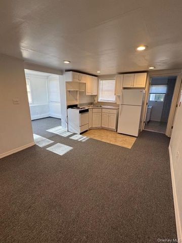 19 Carlson Lane, East Northport, NY 11731