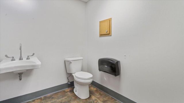 1115 Alaska Street Suite 215, West Plains, MO 65775