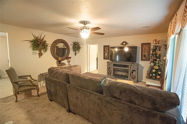 230 Knighton Lane, Livingston, TX 77351