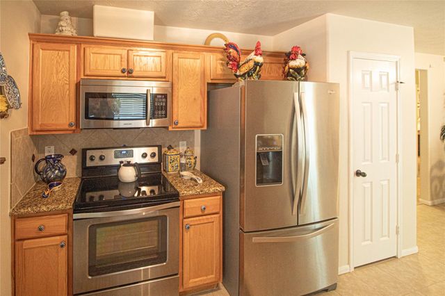 230 Knighton Lane, Livingston, TX 77351