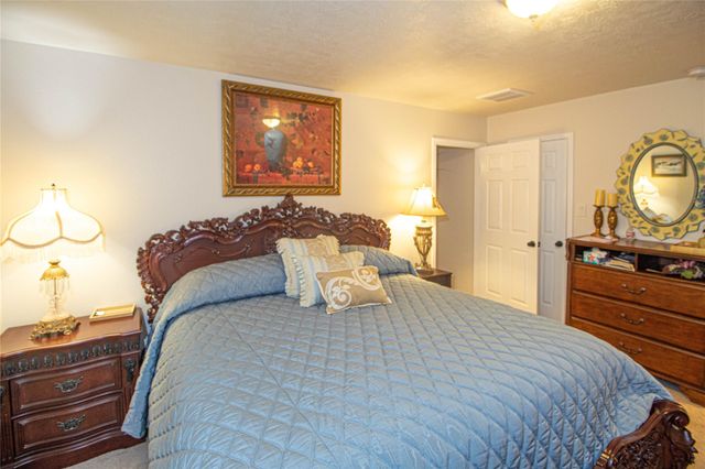 230 Knighton Lane, Livingston, TX 77351