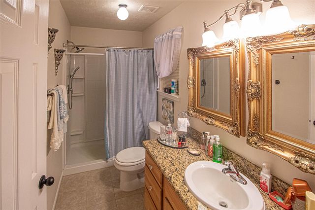 230 Knighton Lane, Livingston, TX 77351