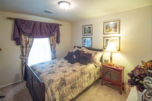 230 Knighton Lane, Livingston, TX 77351