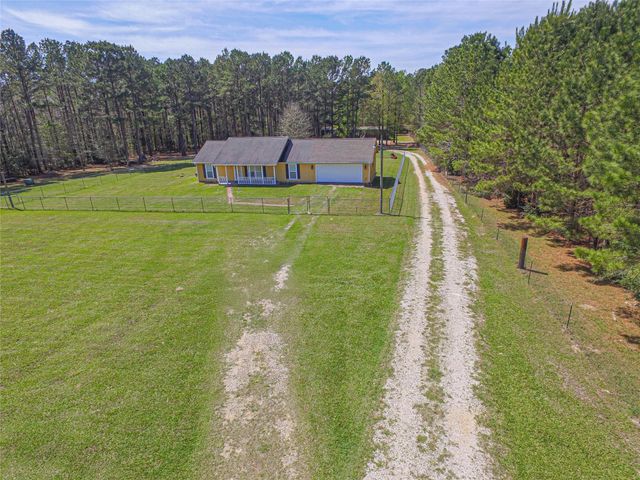 230 Knighton Lane, Livingston, TX 77351