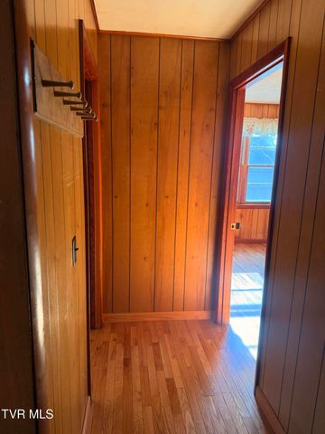 450 Beech Creek Road, Rogersville, TN 37857