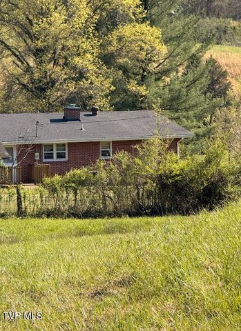 450 Beech Creek Road, Rogersville, TN 37857