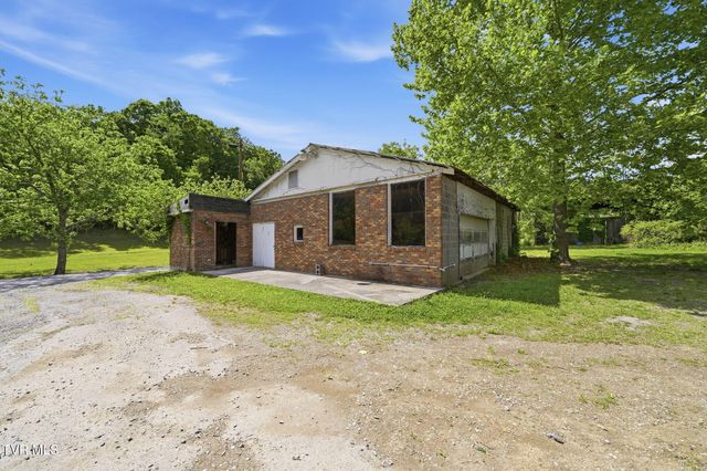 450 Beech Creek Road, Rogersville, TN 37857
