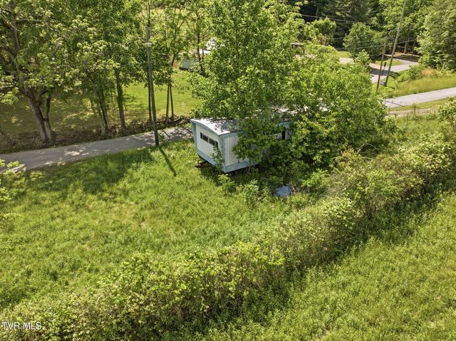 450 Beech Creek Road, Rogersville, TN 37857