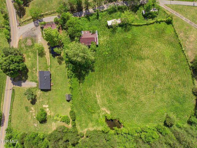 450 Beech Creek Road, Rogersville, TN 37857