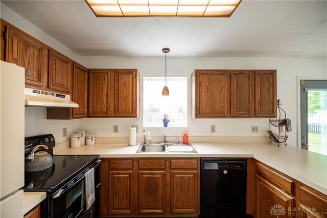 2748 Conestoga Street, Springfield, OH 45503
