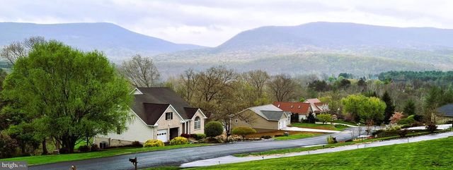 74 MANOR DR, Edinburg, VA 22824