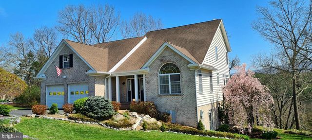 74 MANOR DR, Edinburg, VA 22824