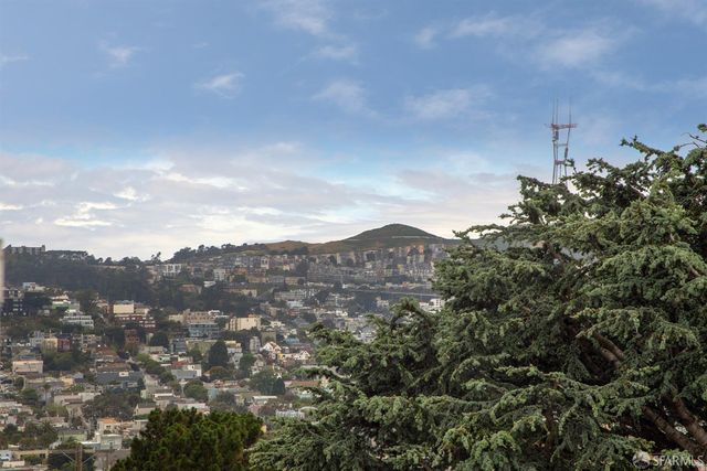 14 Aztec Street, San Francisco, CA 94110